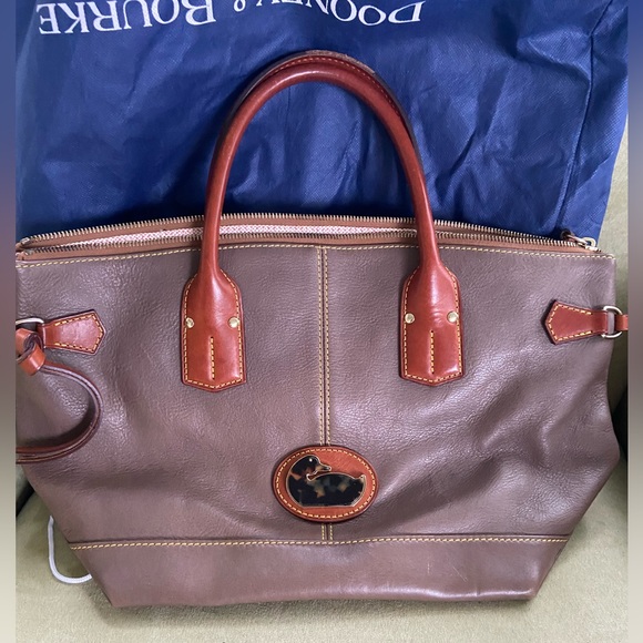 Dooney & Bourke one of a kind purse - Picture 9 of 10